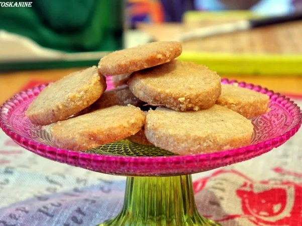 Rezept: Honigkuchen-Plätzchen Honigkuchen-Plätzchen - Rezept