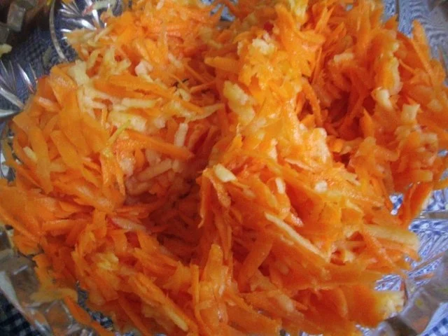 Apfel - Möhren - Rohkostsalat - Rezept - Bild Nr. 5