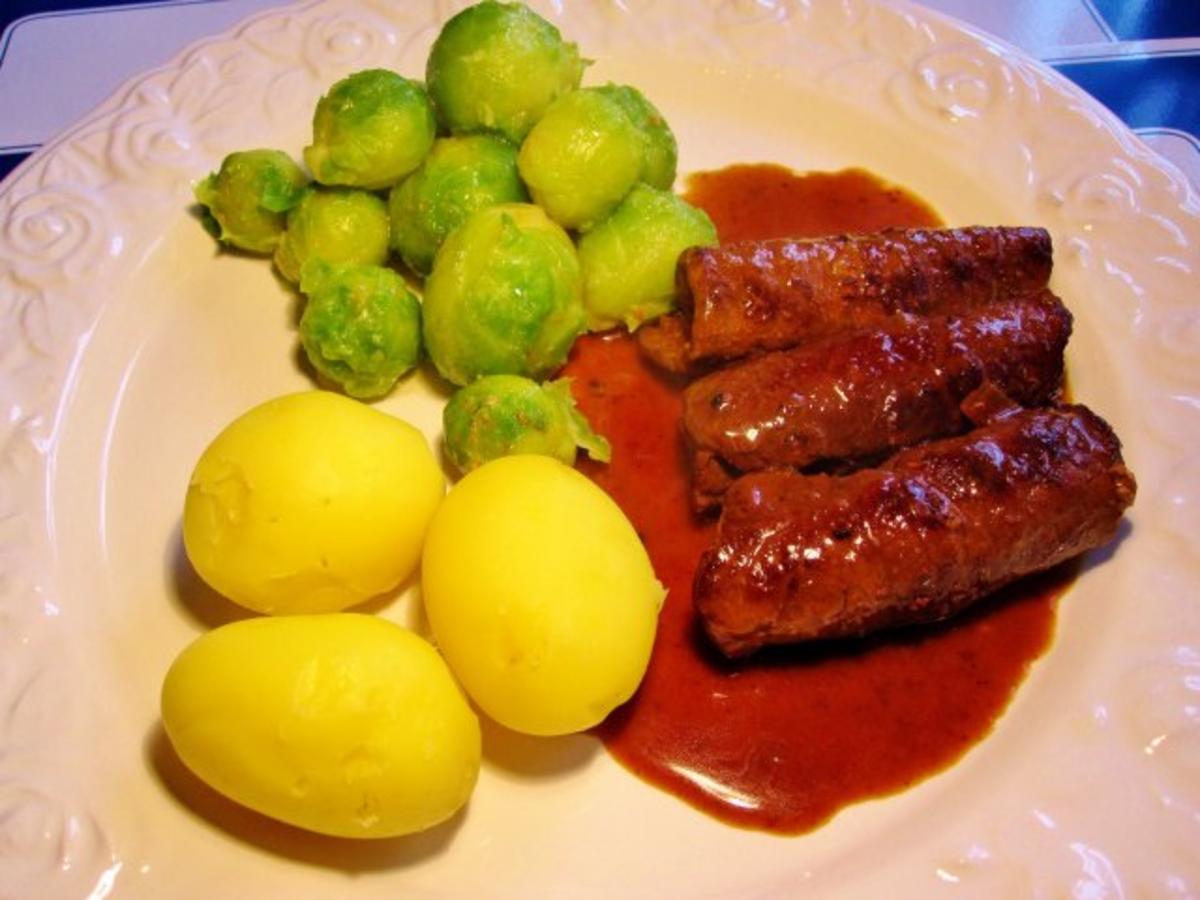 Bilder für Kleine Rouladen aus Minutensteaks ... - Rezept