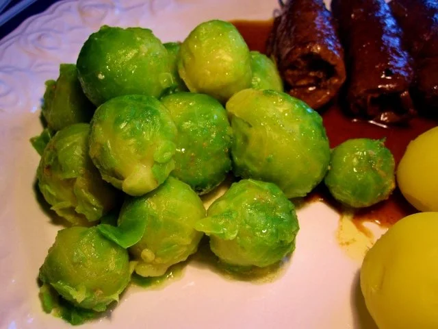 Kleine Rouladen aus Minutensteaks ... - Rezept - Bild Nr. 9