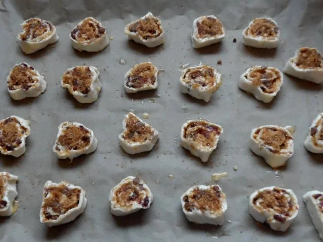 Weihnachtsgebäck: Knusprige Nougat-Blätterteigschnecken mit Cranberries - Rezept - Bild Nr. 14