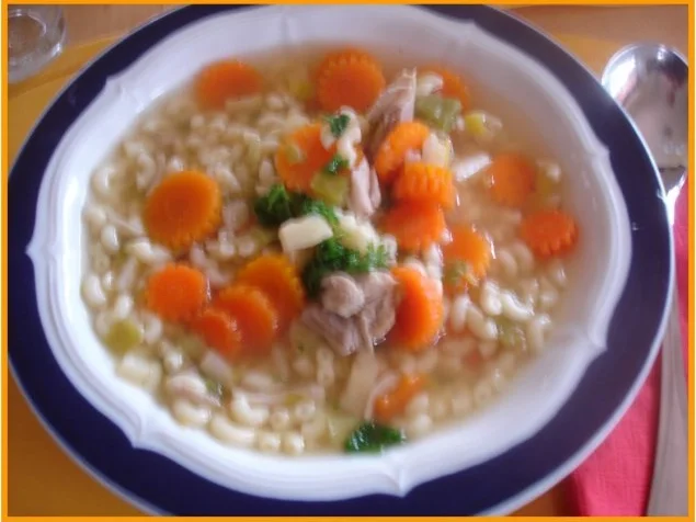 Hähnchen-Hörnchennudel-Eintopf - Rezept - Bild Nr. 2