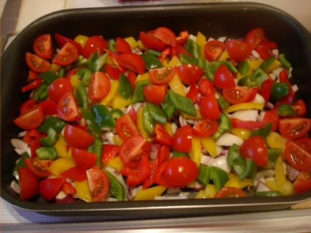 Hähnchenschenkel auf Gemüsebett - Rezept - Bild Nr. 5