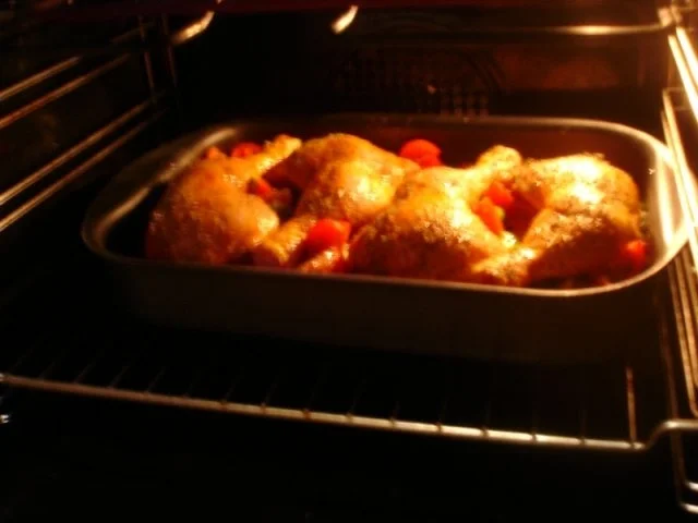 Hähnchenschenkel auf Gemüsebett - Rezept - Bild Nr. 7