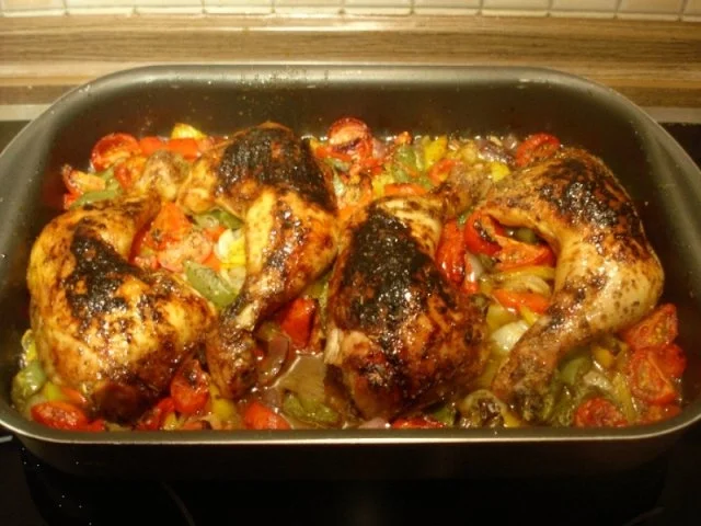 Hähnchenschenkel auf Gemüsebett - Rezept - Bild Nr. 8