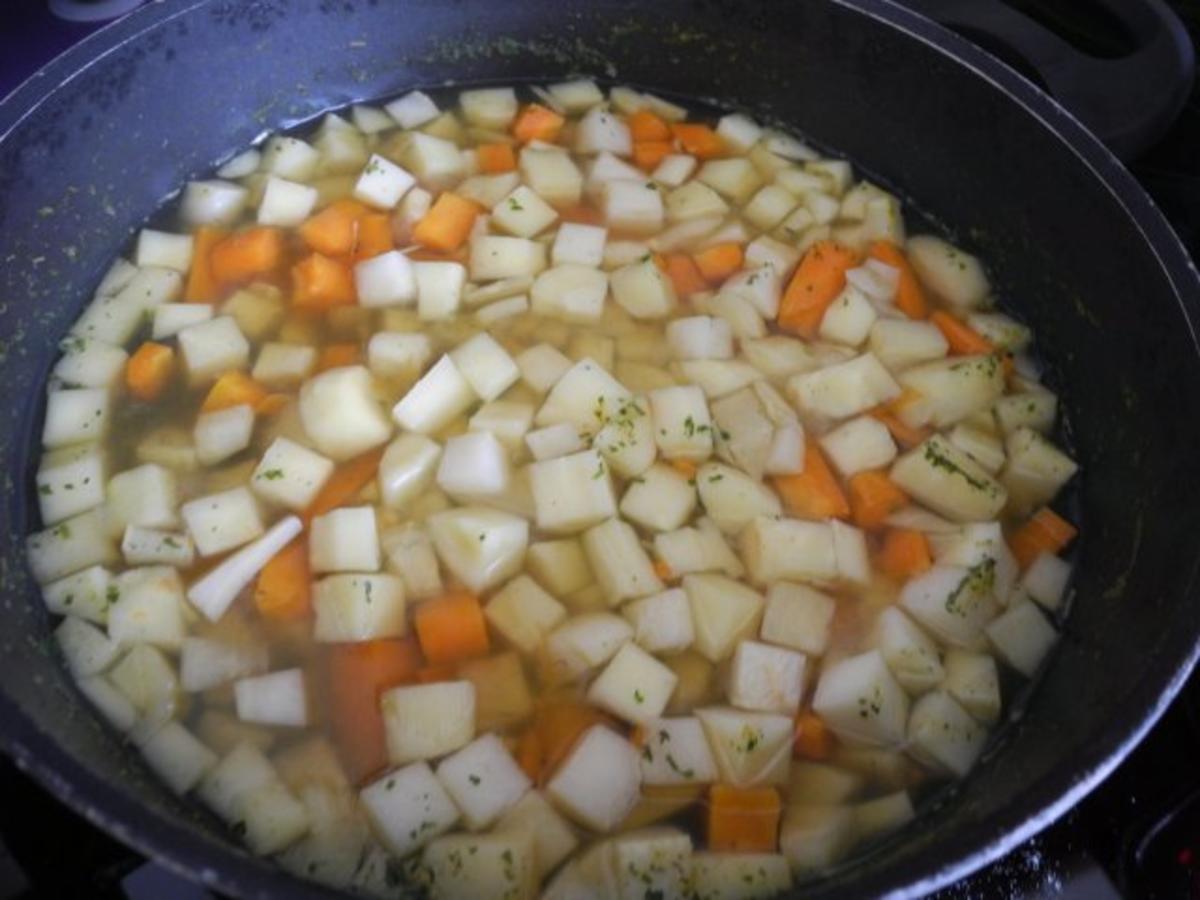 Vegan : Soja Gulasch an Gemüse - einfach - von Forelle1962