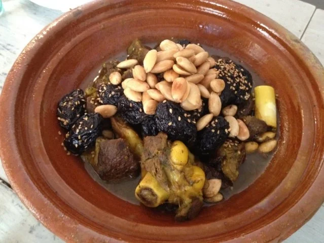 Rindfleisch-Tajine mit Mandeln und Backpflaumen - Rezept