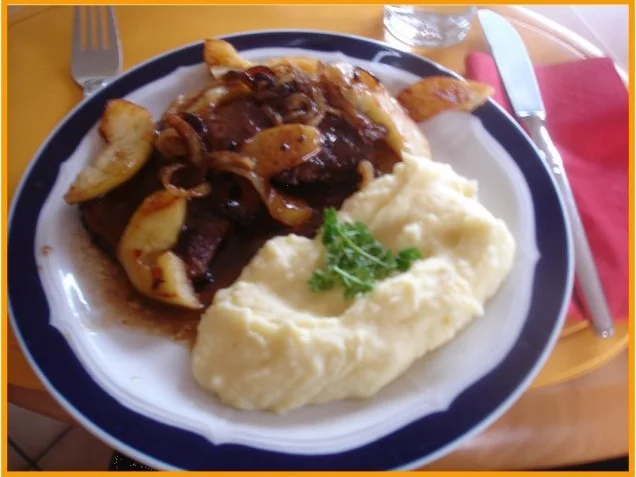 Kalbsleber nach Berliner Art mit Kartoffelpüree - Rezept - Bild Nr. 9