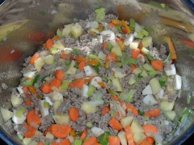 Suppen/Eintöpfe: Bunter Hack-Gemüse-Eintopf "Querbeet" - Rezept - Bild Nr. 7