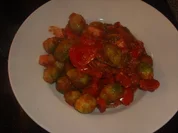 Rosenkohl-Paprika-Leberkäspfanne - Rezept