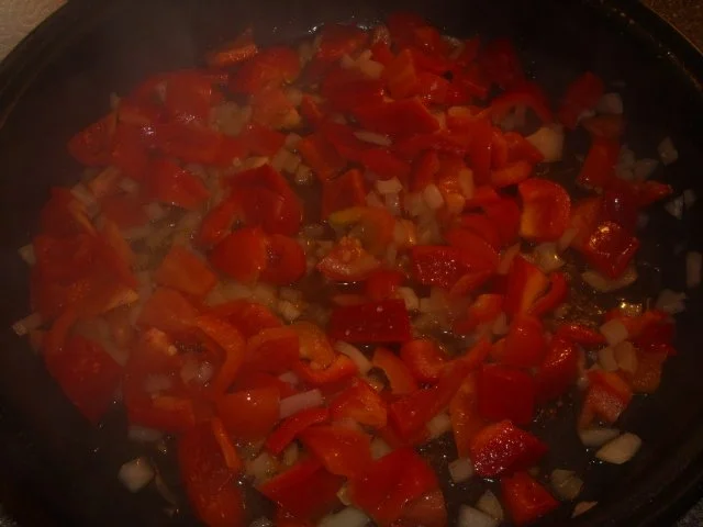 Rezept: Rosenkohl-Paprika-Leberkäspfanne Bild Nr. 3 Rosenkohl-Paprika-Leberkäspfanne - Rezept - Bild Nr. 3