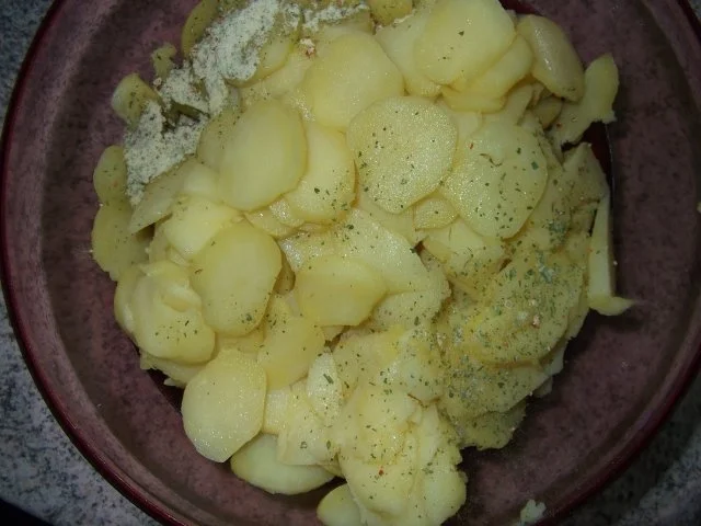 Rezept: Kartoffelsalat der 40. Dieter´s Art Bild Nr. 10 Kartoffelsalat der 40. Dieter´s Art - Rezept - Bild Nr. 10