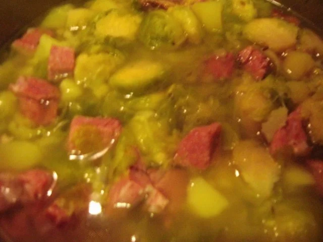 Rezept: Rosenkohleintopf mit Kasseler Rosenkohleintopf mit Kasseler - Rezept