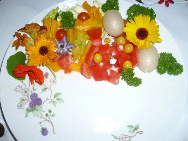 Pellkartoffeln, Tofupfanne, Rohkost - Rezept