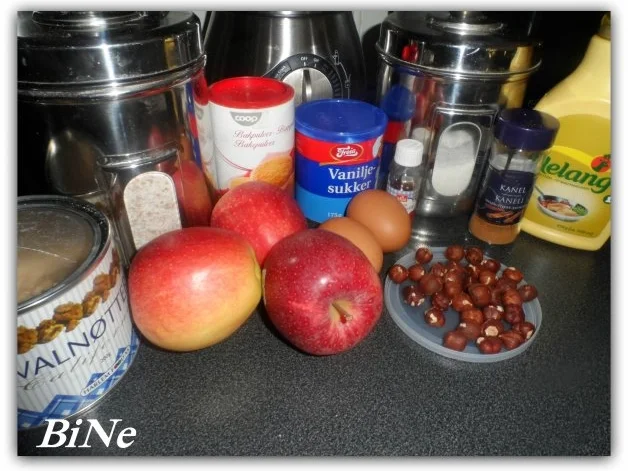 Rezept: BiNe` S APFELKUCHEN Bild Nr. 3 BiNe` S APFELKUCHEN - Rezept - Bild Nr. 3