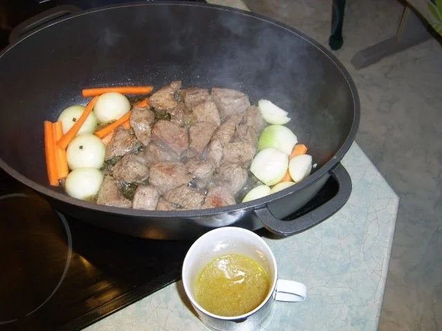 Kalbssahnegulasch - Rezept - Bild Nr. 7