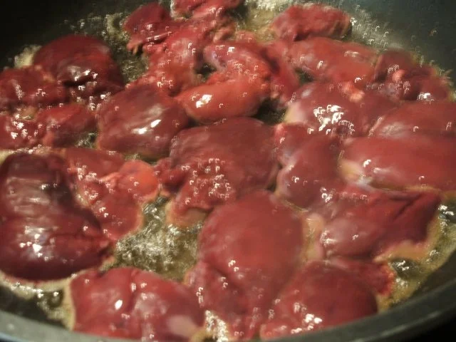 Innereien: Hühnerleber unter einer Parmesanhaube - Rezept - Bild Nr. 3