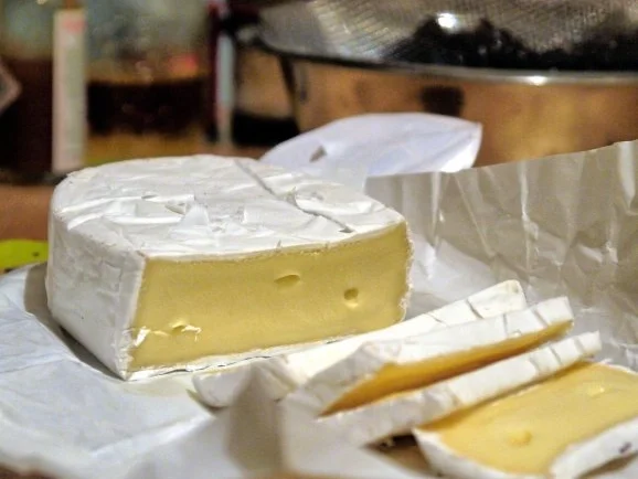 Rezept: Tarte mit Rotwein-Balsamico-Zwiebeln Bild Nr. 9 Tarte mit Rotwein-Balsamico-Zwiebeln - Rezept - Bild Nr. 9