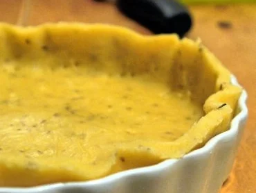 Rezept: Tarte mit Rotwein-Balsamico-Zwiebeln Bild Nr. 11 Tarte mit Rotwein-Balsamico-Zwiebeln - Rezept - Bild Nr. 11