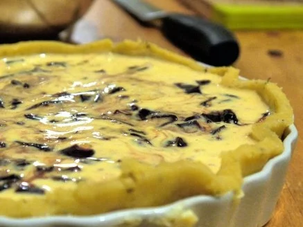 Rezept: Tarte mit Rotwein-Balsamico-Zwiebeln Bild Nr. 13 Tarte mit Rotwein-Balsamico-Zwiebeln - Rezept - Bild Nr. 13