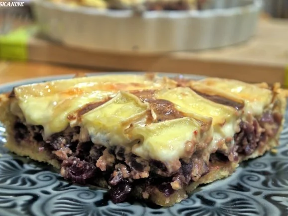 Rezept: Tarte mit Rotwein-Balsamico-Zwiebeln Bild Nr. 18 Tarte mit Rotwein-Balsamico-Zwiebeln - Rezept - Bild Nr. 18