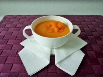 Rezept: Butternut - Kürbis Cremesuppe Bild Nr. 13 Butternut - Kürbis Cremesuppe - Rezept - Bild Nr. 13