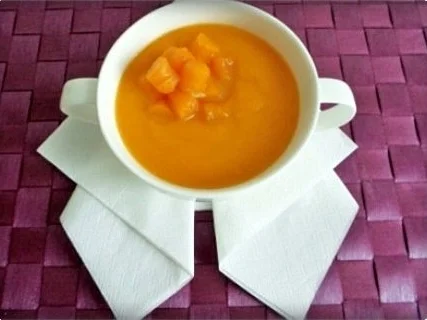 Rezept: Butternut - Kürbis Cremesuppe Bild Nr. 14 Butternut - Kürbis Cremesuppe - Rezept - Bild Nr. 14