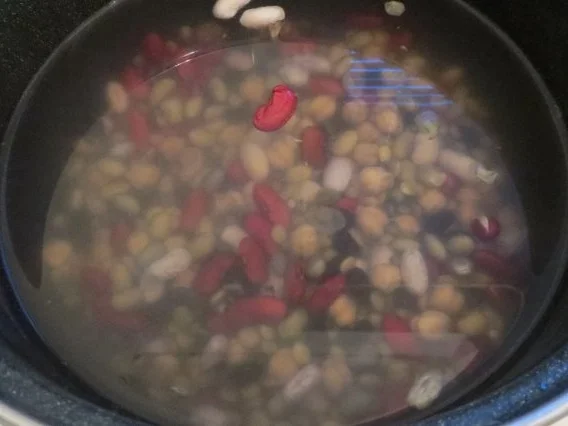 Kochen: Bunte Hülsenfrüchte Suppe - Rezept - Bild Nr. 2