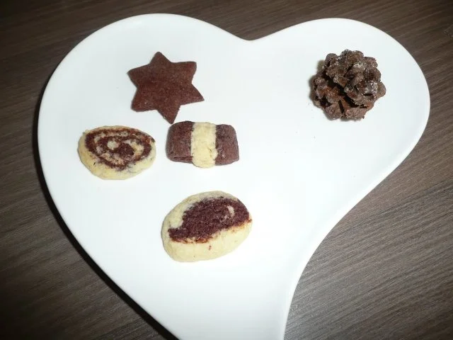 Weihnachtsgebäck : Schwarz - Weiß - Gebäck - Rezept