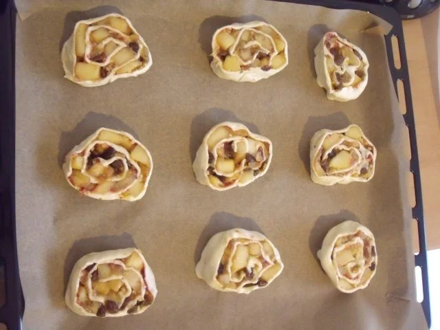 Rezept: Apfel Zimt Schnecken Bild Nr. 3 Apfel Zimt Schnecken - Rezept - Bild Nr. 3