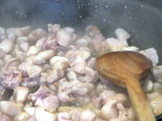 Ravioli mit Hühnchen-Cranberry-Füllung, dazu Cranberry-Sauce - Rezept - Bild Nr. 14