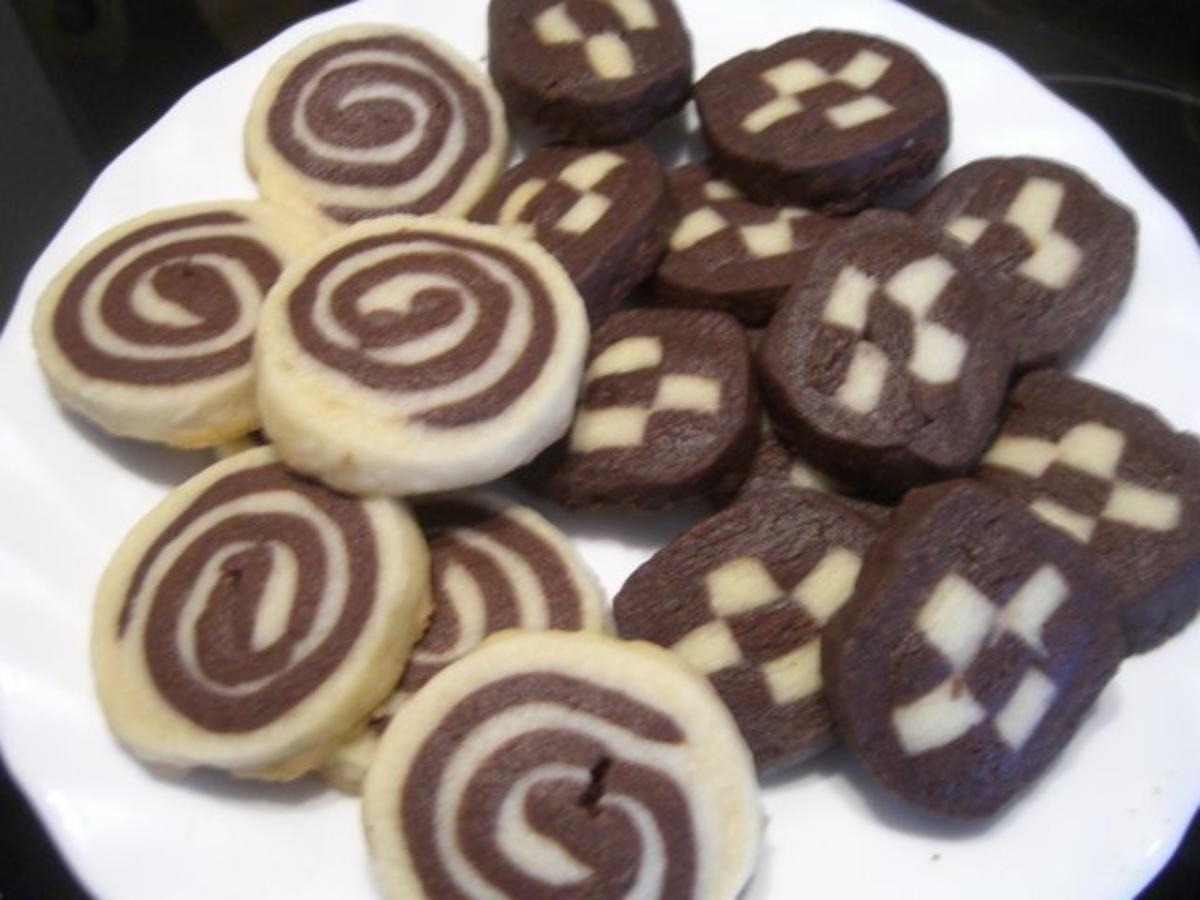 Schwarz Weiß-Gebäck - einfach - von barbara62 Schwarz Weiß-Gebäck - einfach - von barbara62