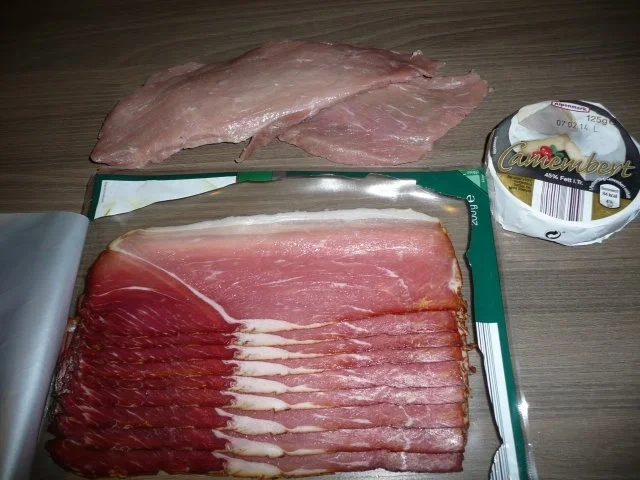 Cordon Rouge mit Pommes und Salat. - Rezept - Bild Nr. 2