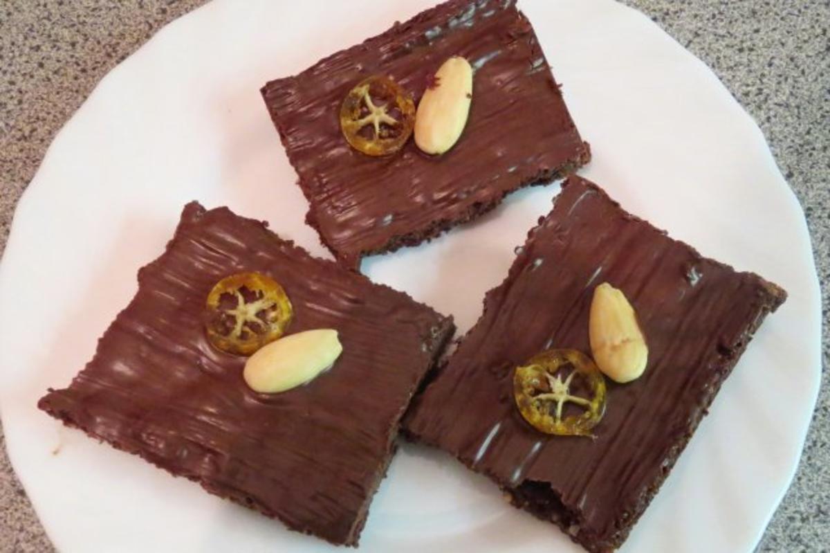 Backen: Mini-Schokoladenkuchen vom Blech - Rezept - kochbar.de