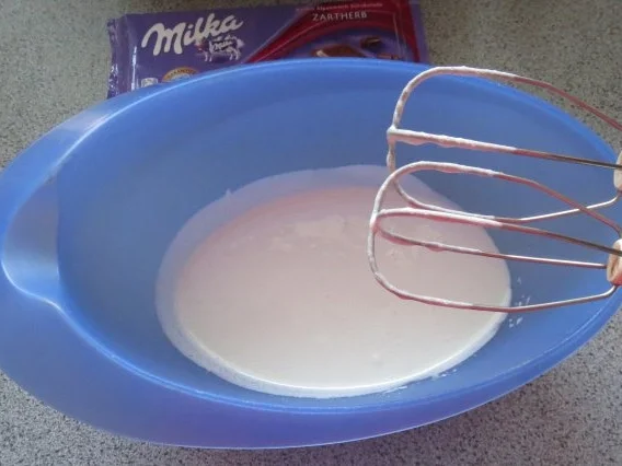 Rezept: Backen: Mini-Schokoladenkuchen vom Blech Bild Nr. 2 Backen: Mini-Schokoladenkuchen vom Blech - Rezept - Bild Nr. 2