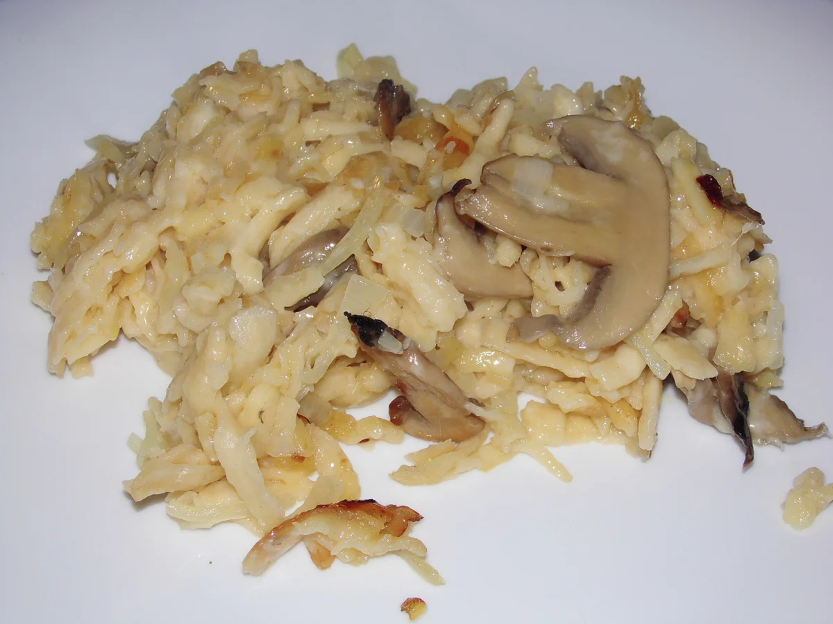 Rezept: Champignon-Käsespätzle Bild Nr. 2 Champignon-Käsespätzle - Rezept - Bild Nr. 2