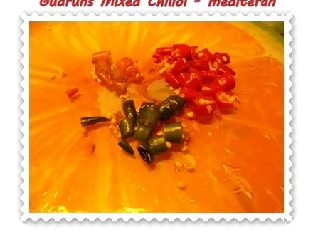 Rezept: Öl: Mixed Chiliöl - mediteran Bild Nr. 3 Öl: Mixed Chiliöl - mediteran - Rezept - Bild Nr. 3