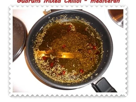 Rezept: Öl: Mixed Chiliöl - mediteran Bild Nr. 6 Öl: Mixed Chiliöl - mediteran - Rezept - Bild Nr. 6