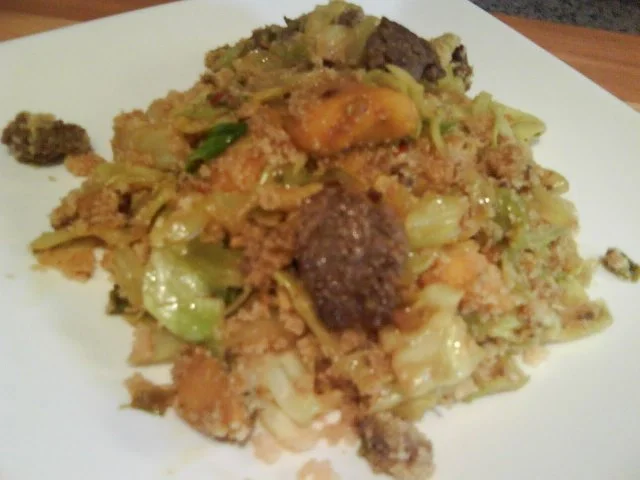 Rezept: Hackfleisch - Fruchtige Spitzkohlpfanne mit Hack Hackfleisch - Fruchtige Spitzkohlpfanne mit Hack - Rezept