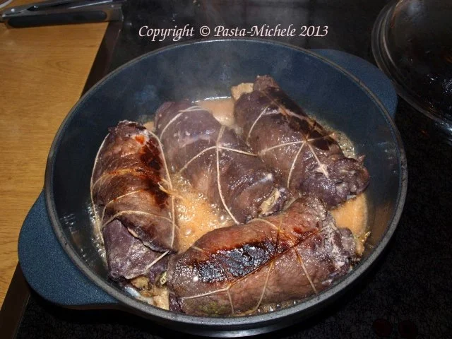 Rezept: Sauerbratenrouladen auf badische Art Bild Nr. 5 Sauerbratenrouladen auf badische Art - Rezept - Bild Nr. 5