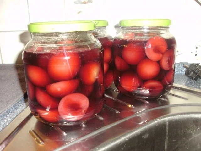 Rotweinpflaumen mit Rum - Rezept - Bild Nr. 2