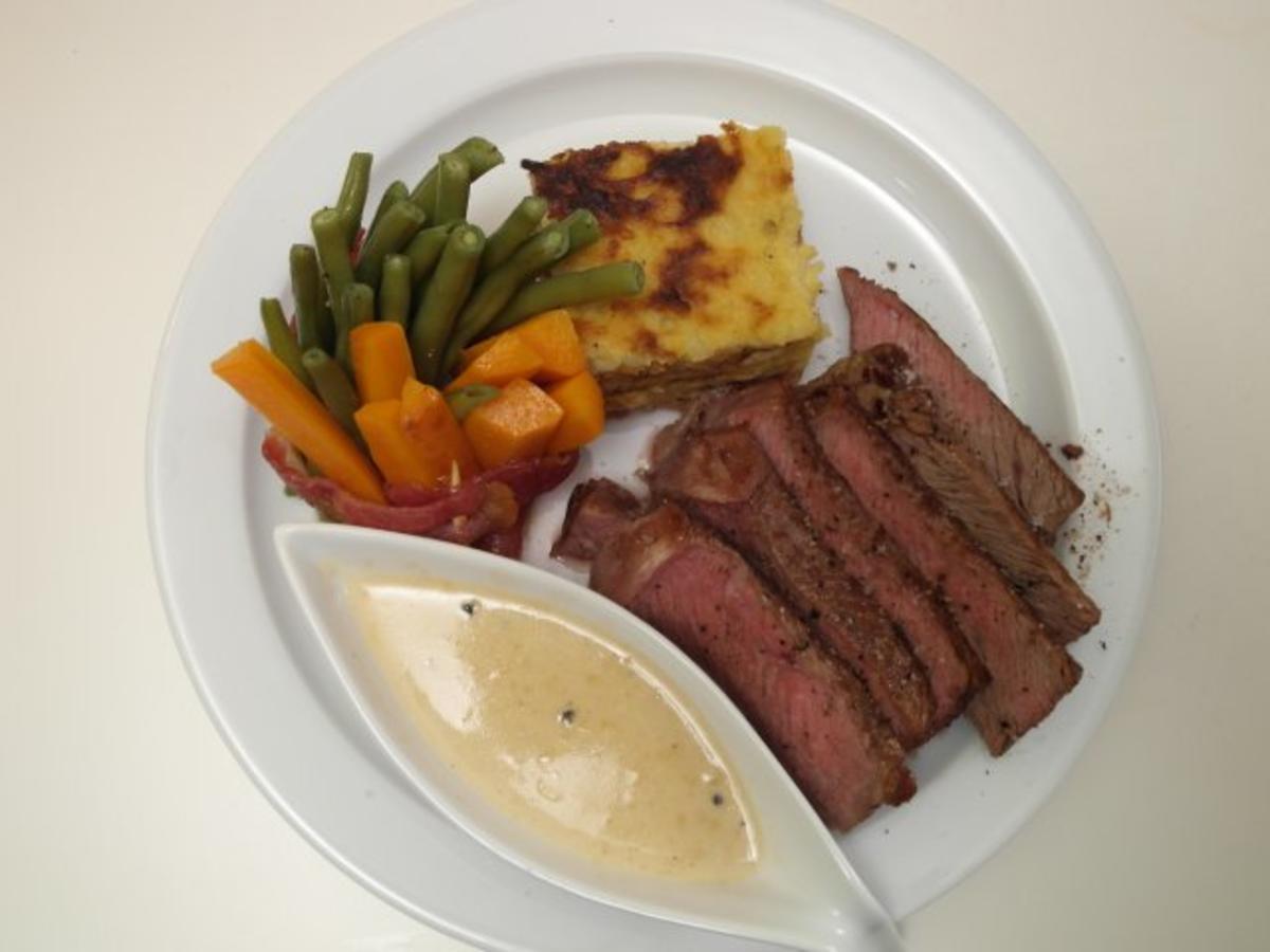 Entrecôte Double am Karotten-Bohnen-Wäldchen mit Kartoffelbaumkuchen ...