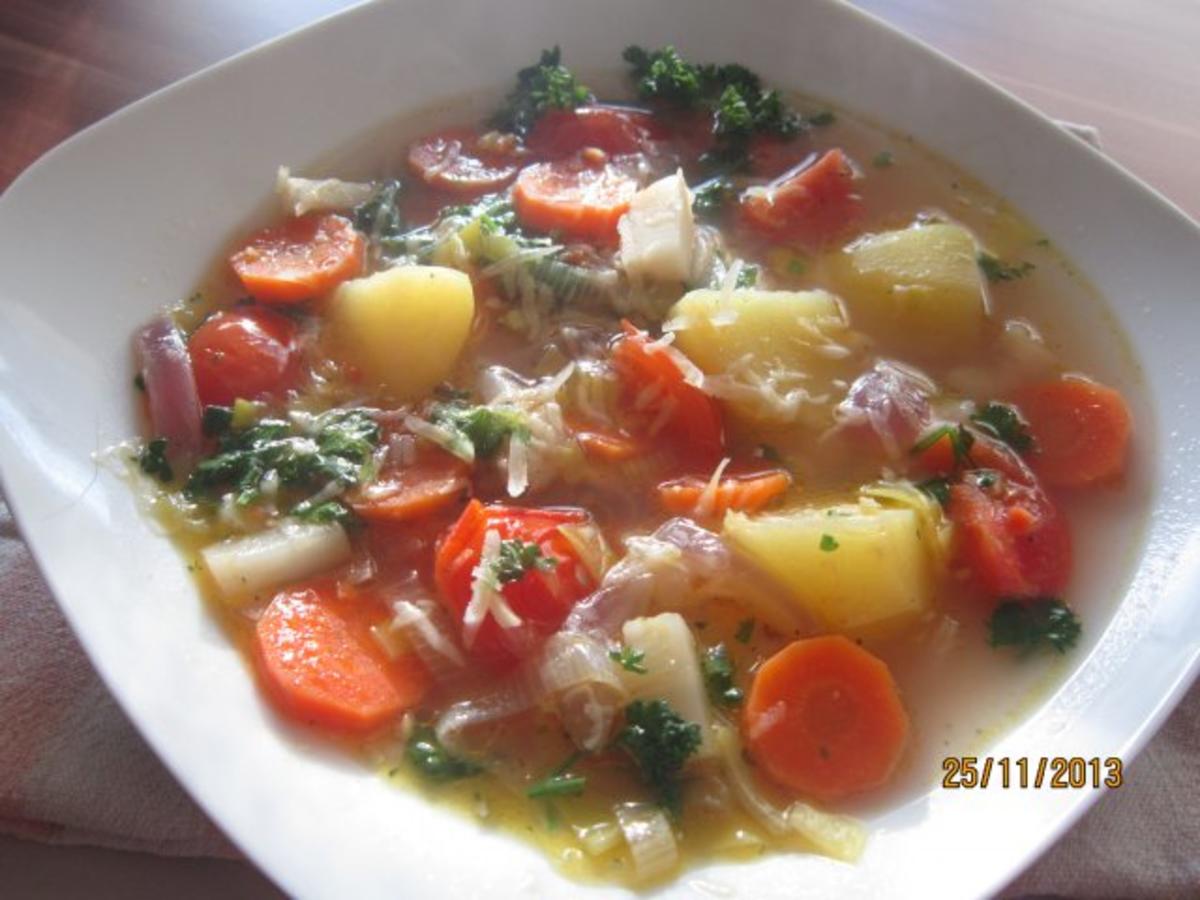 Gemüse-Suppe - Rezept mit Bild - kochbar.de