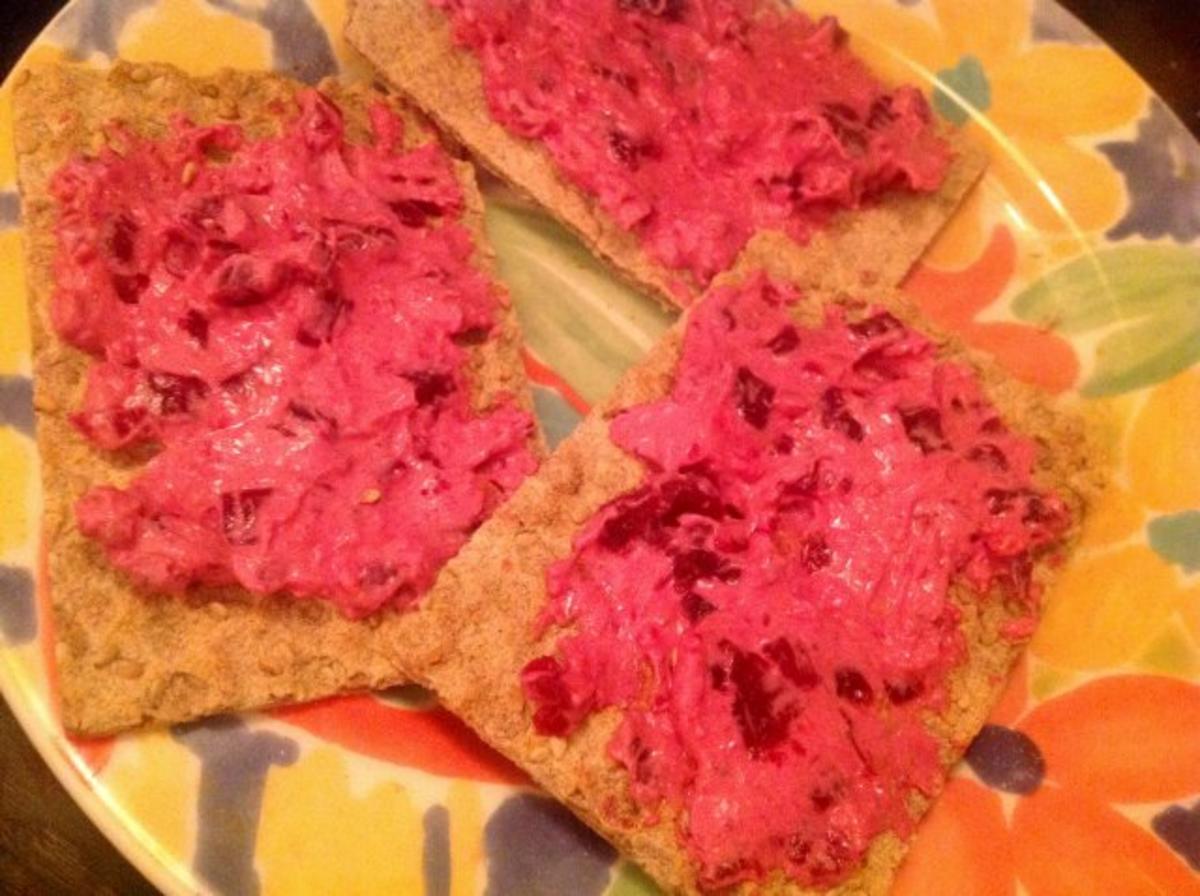 Rote Bete Frischkäse-Dip - Rezept - Bild Nr. 2