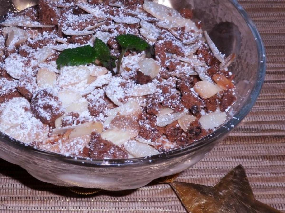 Bilder für Dessert: Weihnachtliche Spekulatius-Pfirsich-Creme - Rezept