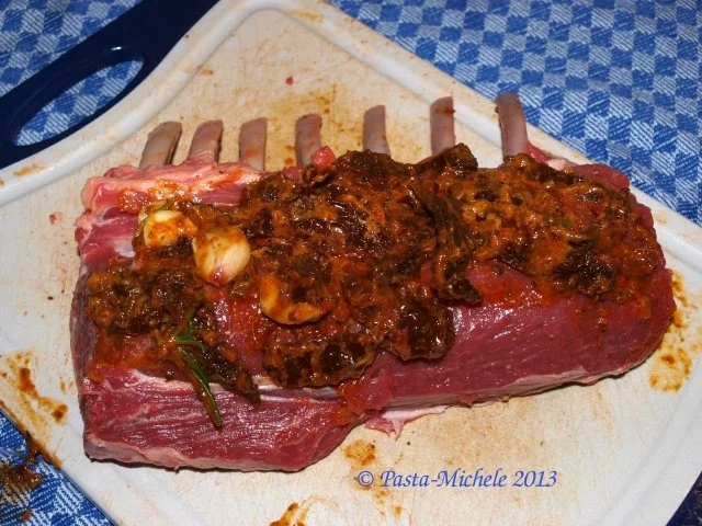 Rezept: Lammkrone aus dem Ofen Bild Nr. 3 Lammkrone aus dem Ofen - Rezept - Bild Nr. 3