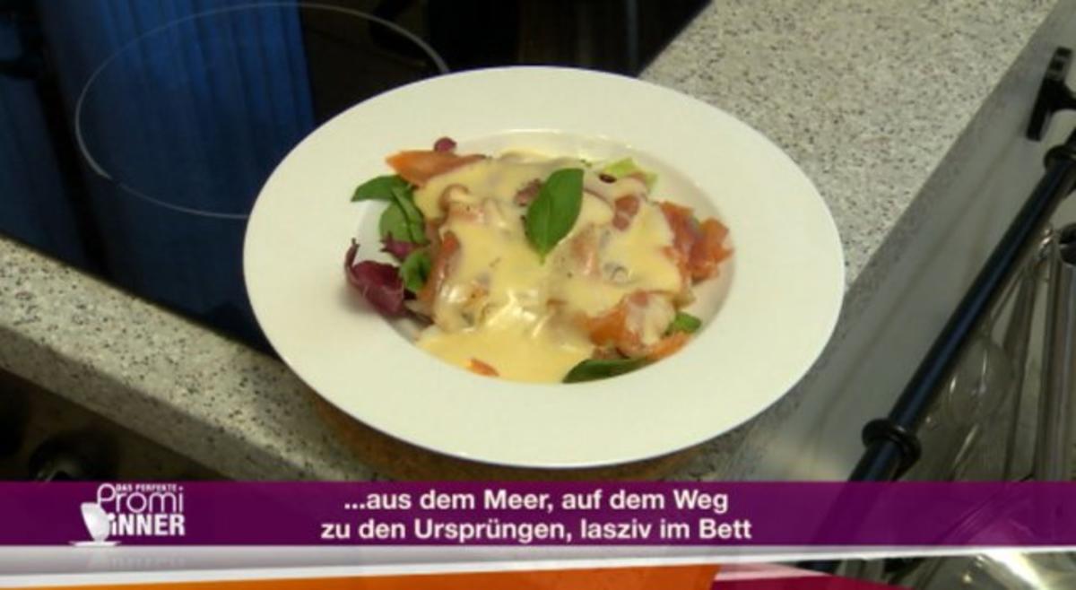 Bilder für Schottischer Räucherlachs im Salatbett (Maxi Biewer) - Rezept