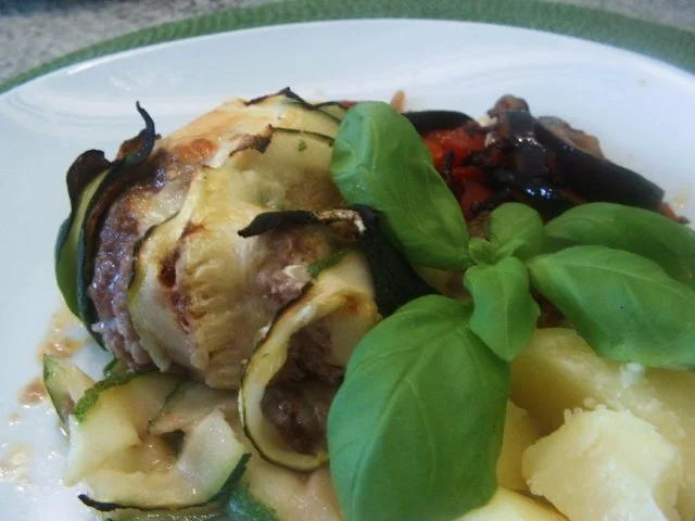 Rezept: Hackfleisch im Schinkenmantel Bild Nr. 2 Hackfleisch im Schinkenmantel - Rezept - Bild Nr. 2