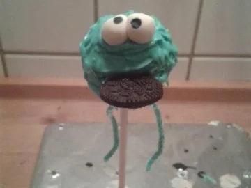 Cake Pops - Krümelmonster - mit schokoladiger  - dunkler - Füllung - Rezept