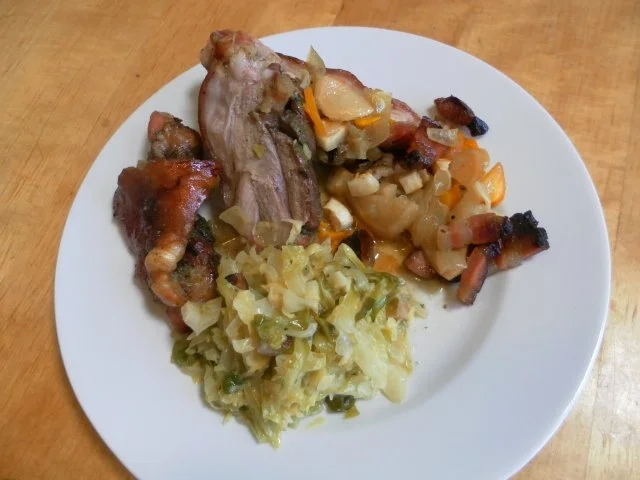 Schweinshaxe mit Kraut - Rezept